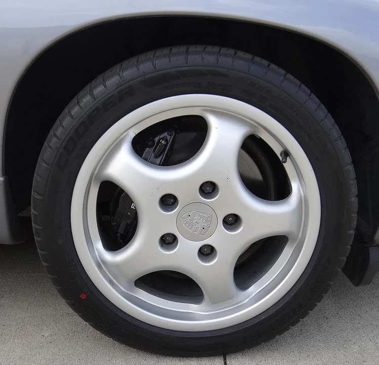 1988 Porsche 928 S4 - Image 27 of 31