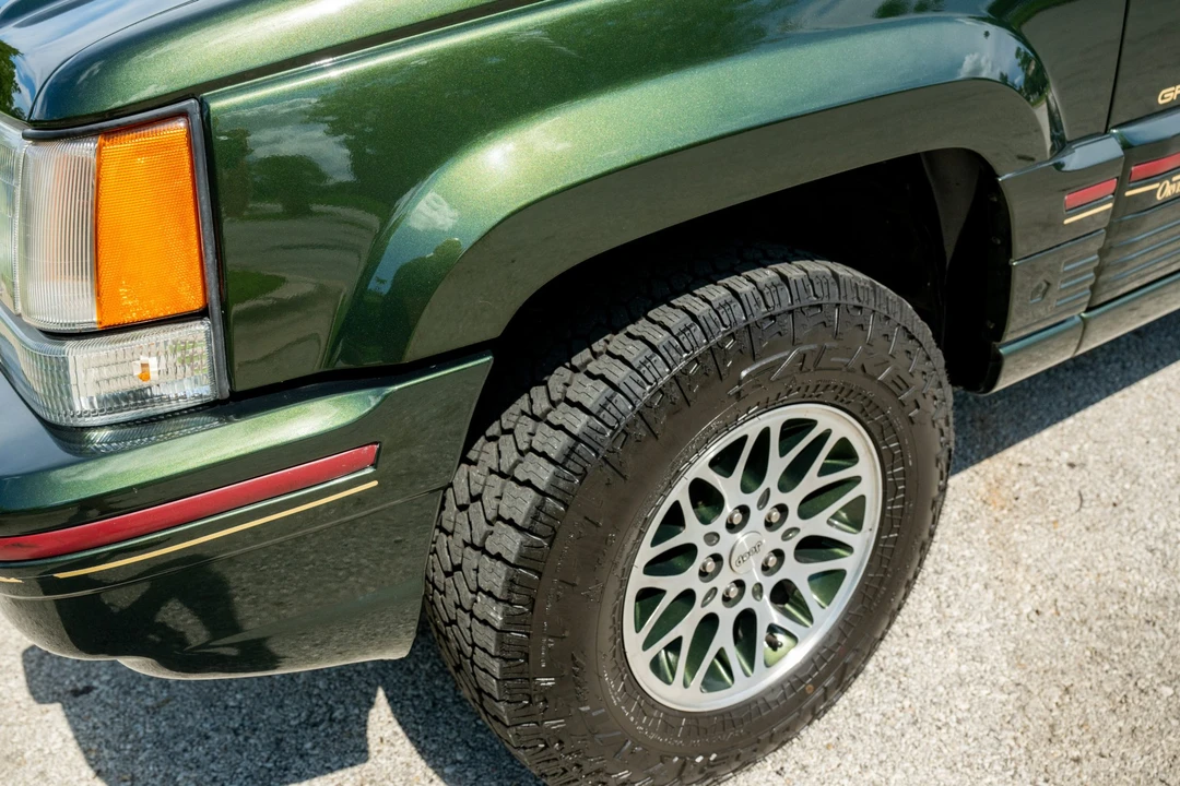 1995 Jeep ZJ Grand Wagoneer - Image 31 of 31