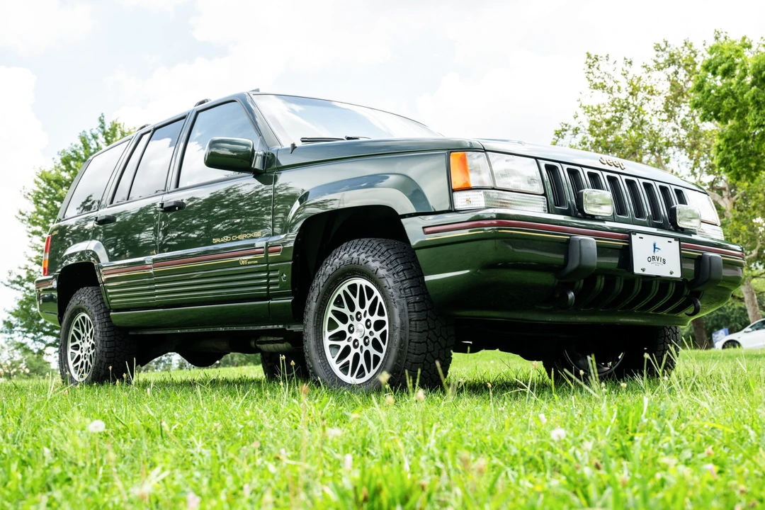 1995 Jeep ZJ Grand Wagoneer - Image 10 of 31