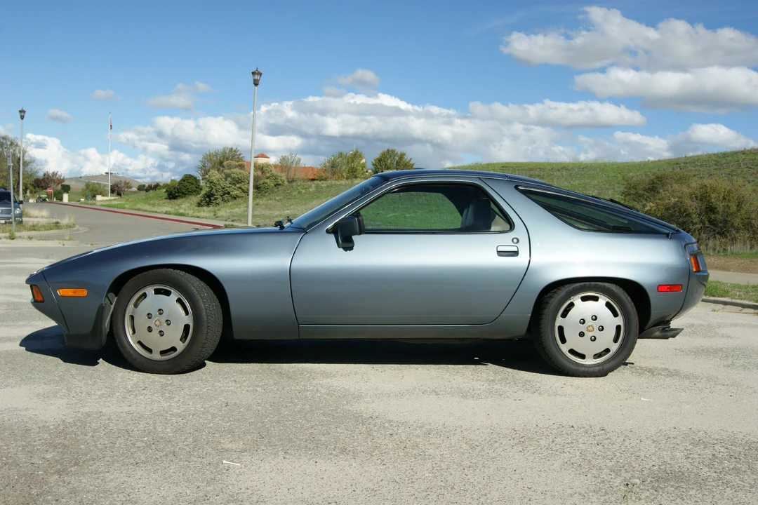 1983 Porsche 928 S - Image 3 of 31