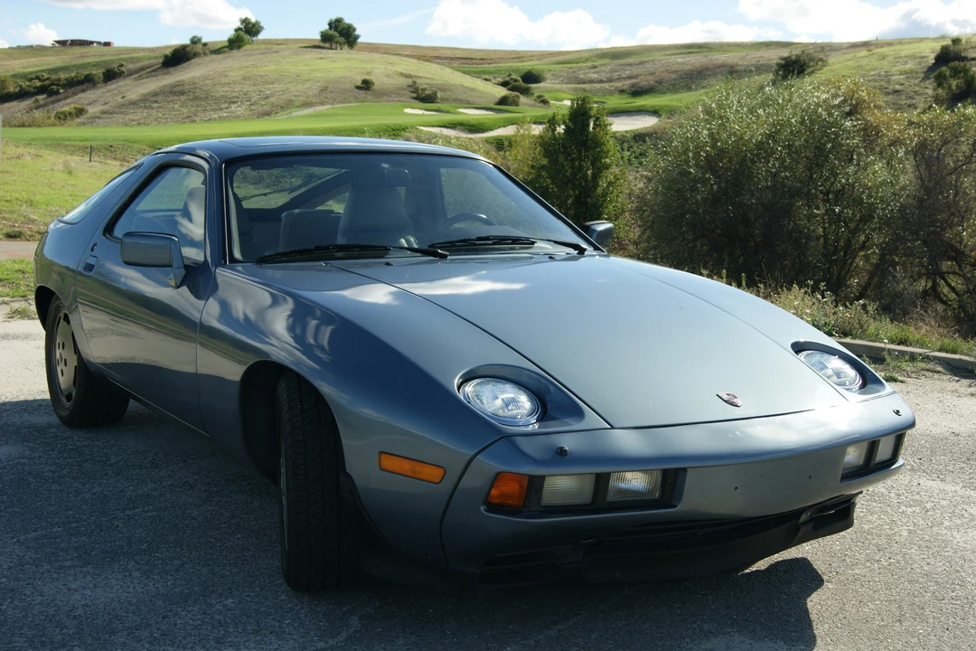 1983 Porsche 928 S - Image 2 of 31