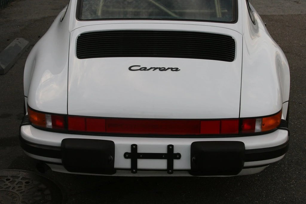 1988 Porsche 911 Carrera 3.2 - Image 12 of 31