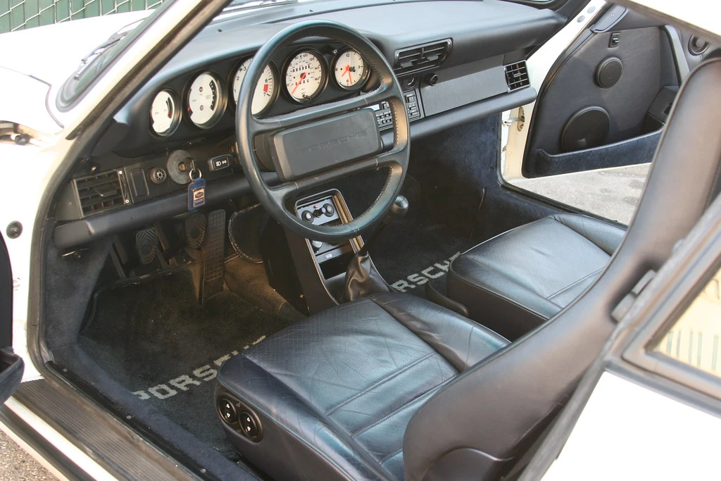 1988 Porsche 911 Carrera 3.2 - Image 23 of 31
