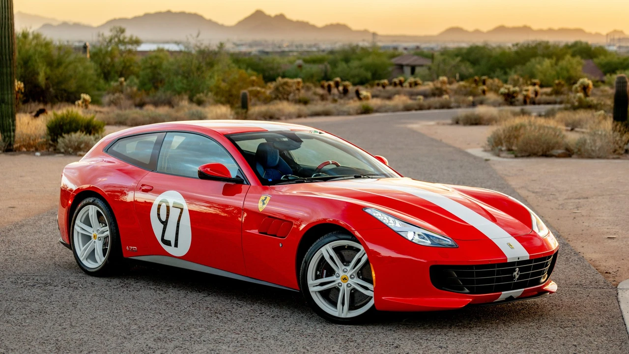2018 Ferrari GTC4Lusso - Image 18 of 31