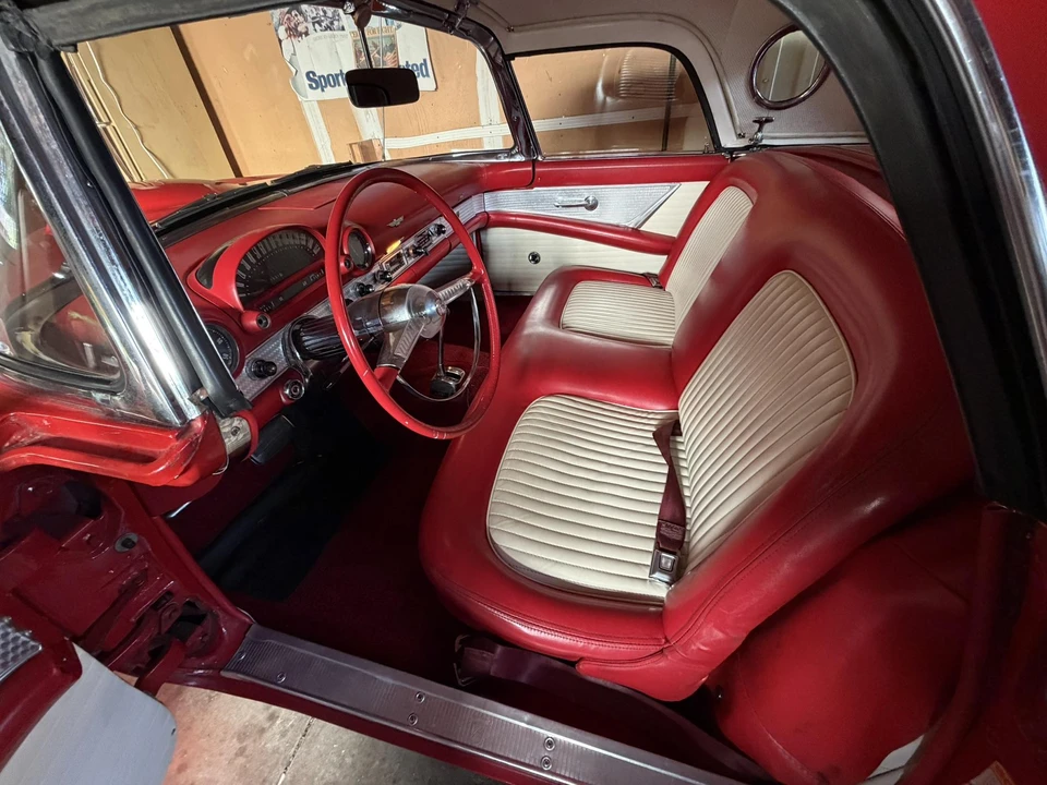 1955 Ford Thunderbird 1st Gen - Image 21 of 31