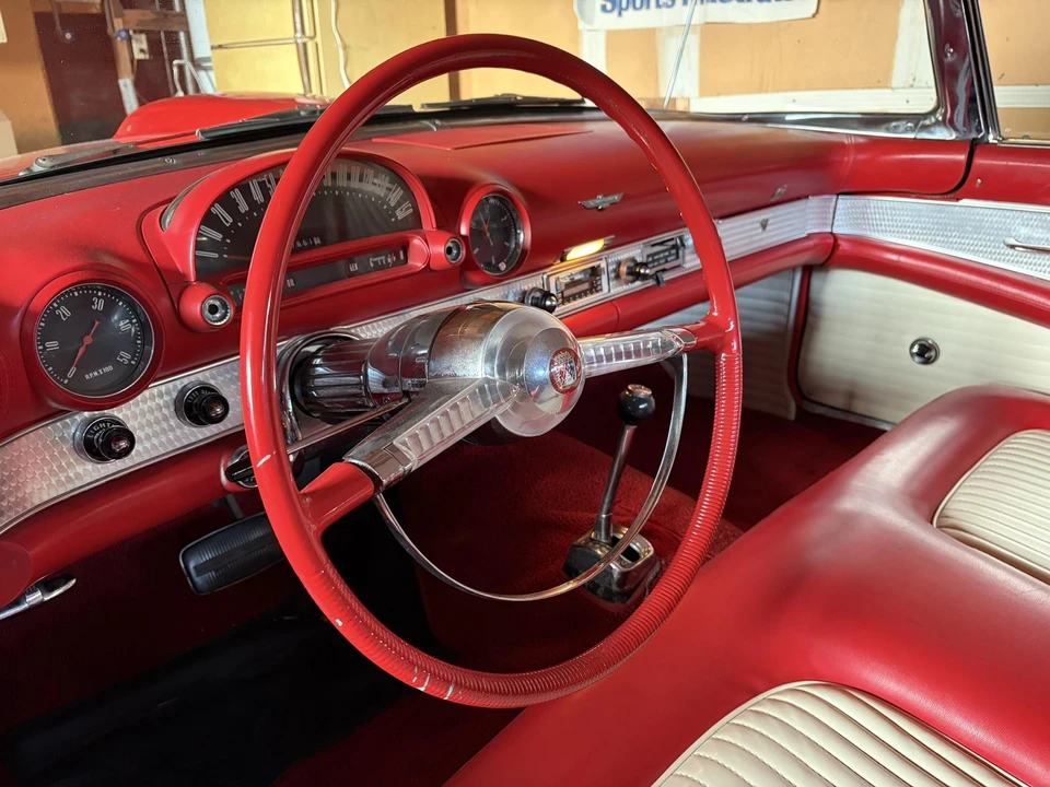 1955 Ford Thunderbird 1st Gen - Image 24 of 31