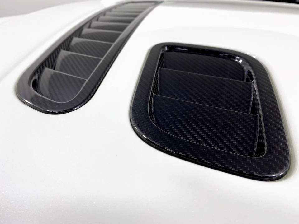 2017 Aston Martin V12 Vantage (2010-2018) - Image 17 of 31