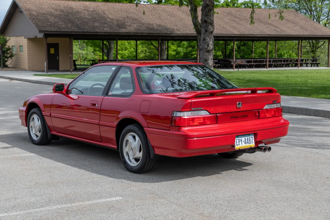1991 Honda Prelude 3rd Gen - Image 15 of 31