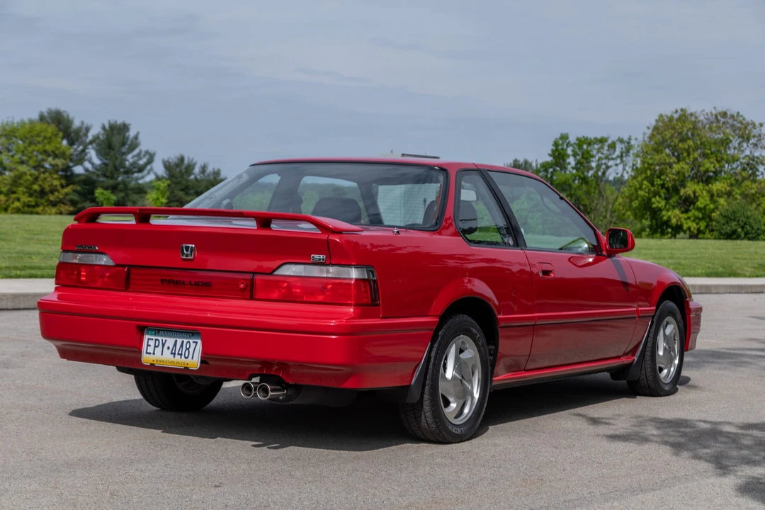1991 Honda Prelude 3rd Gen - Image 11 of 31