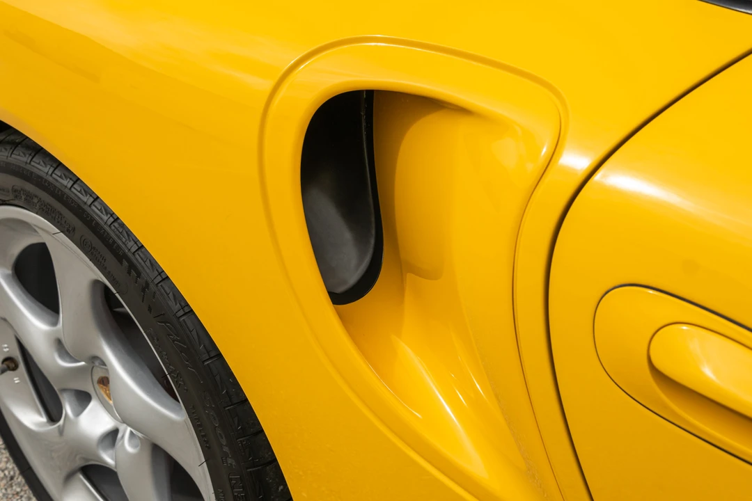 2001 Porsche 996 Turbo - Image 24 of 31