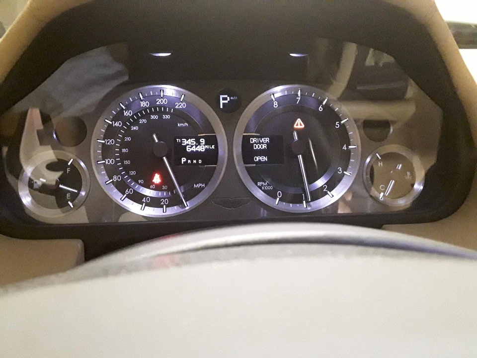 2009 Aston Martin DB9 - Image 29 of 31