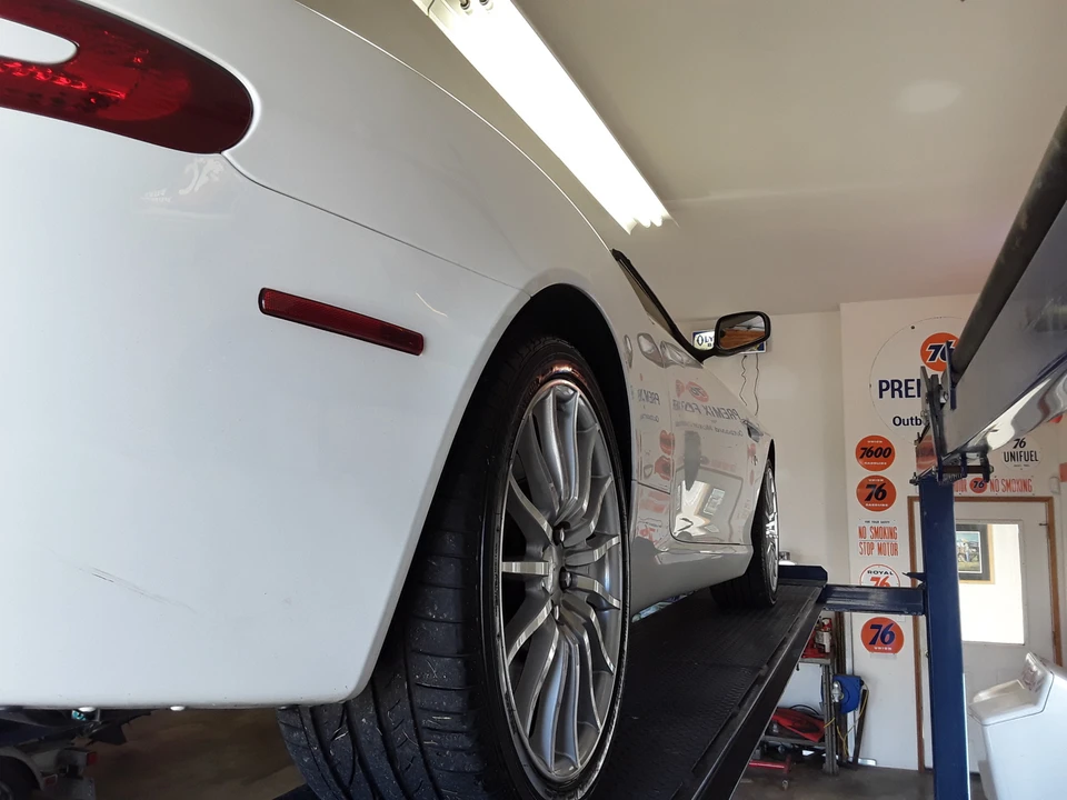 2009 Aston Martin DB9 - Image 16 of 31