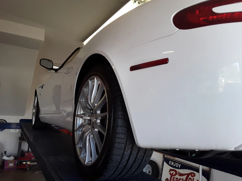 2009 Aston Martin DB9 - Image 15 of 31