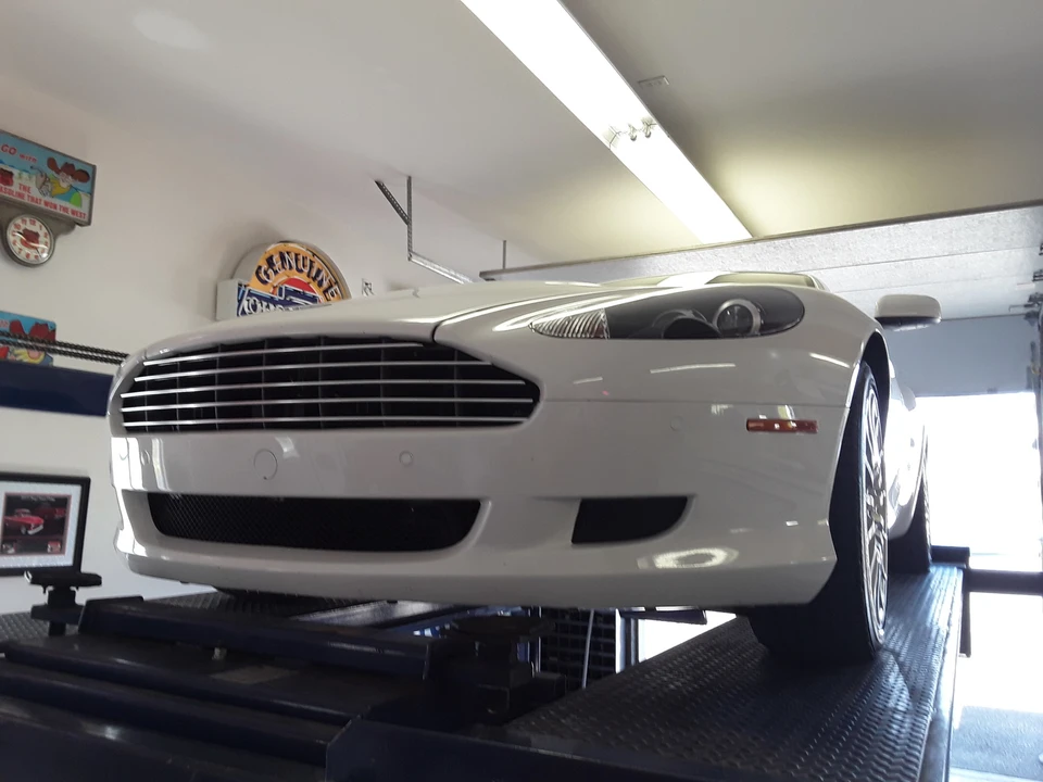 2009 Aston Martin DB9 - Image 19 of 31