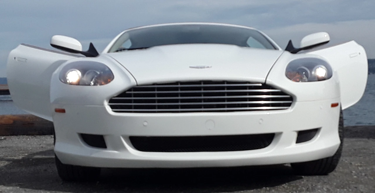 2009 Aston Martin DB9 - Image 9 of 31