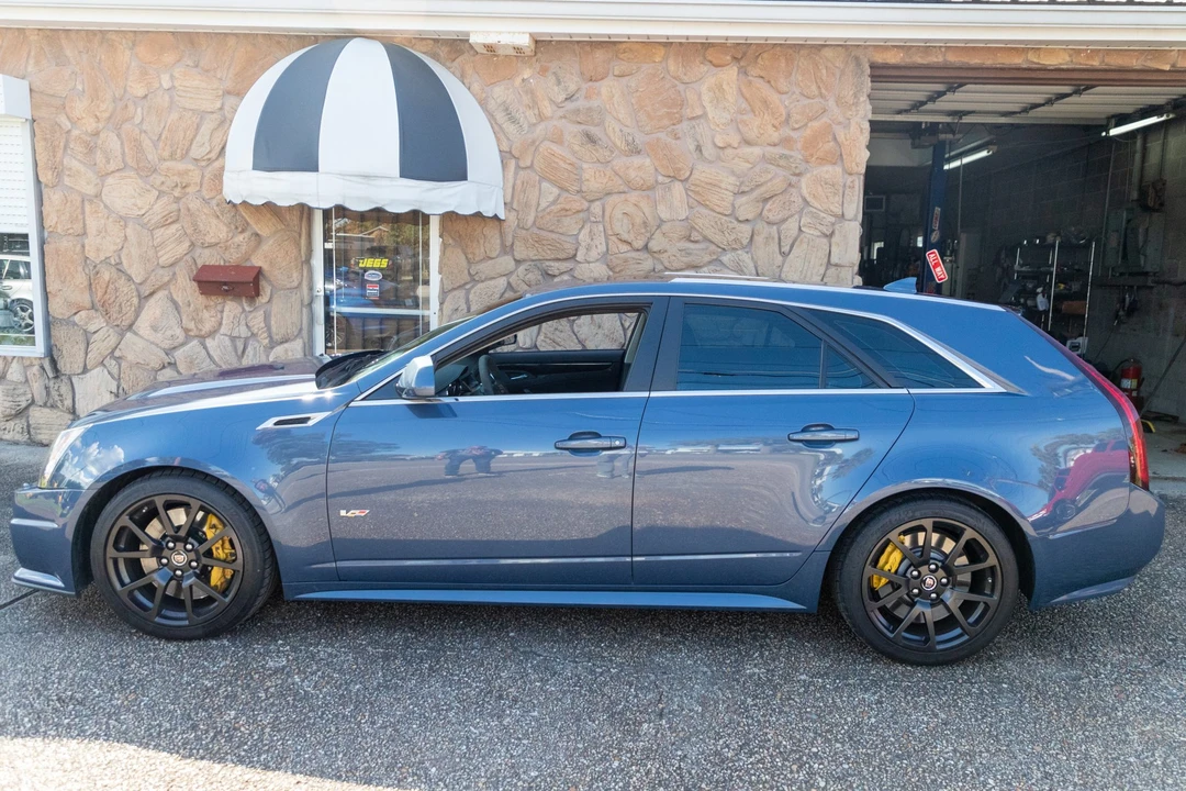 2013 Cadillac CTS-V 2nd Gen - Image 7 of 31