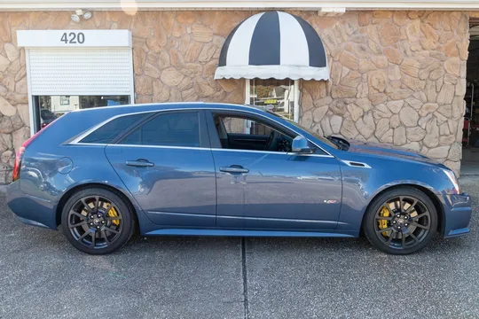 2013 Cadillac CTS-V 2nd Gen - Image 3 of 31