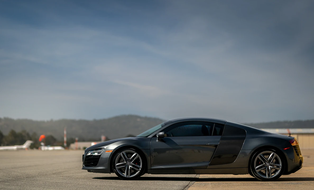 2015 Audi 42 R8 - Image 7 of 31