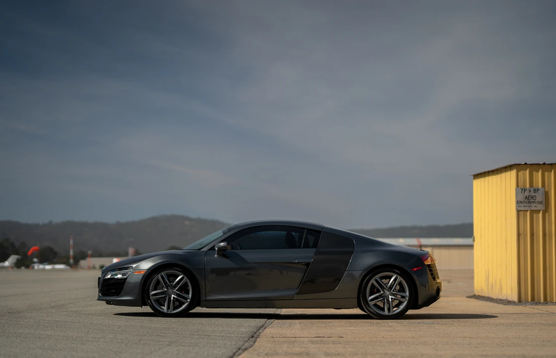 2015 Audi 42 R8 - Image 8 of 31