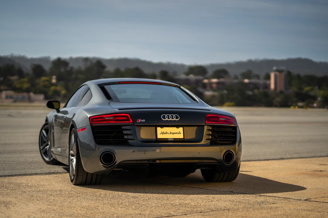 2015 Audi 42 R8 - Image 14 of 31