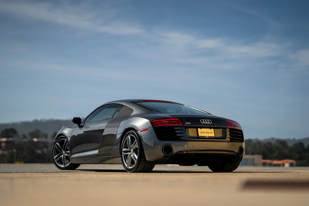 2015 Audi 42 R8 - Image 12 of 31