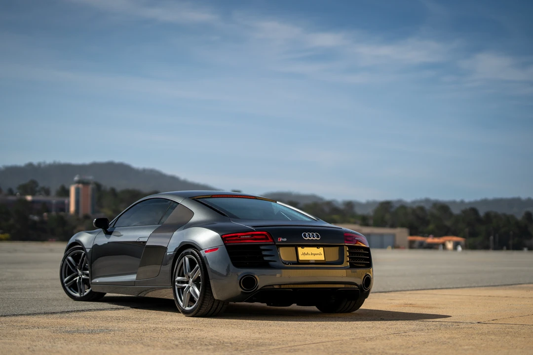 2015 Audi 42 R8 - Image 11 of 31