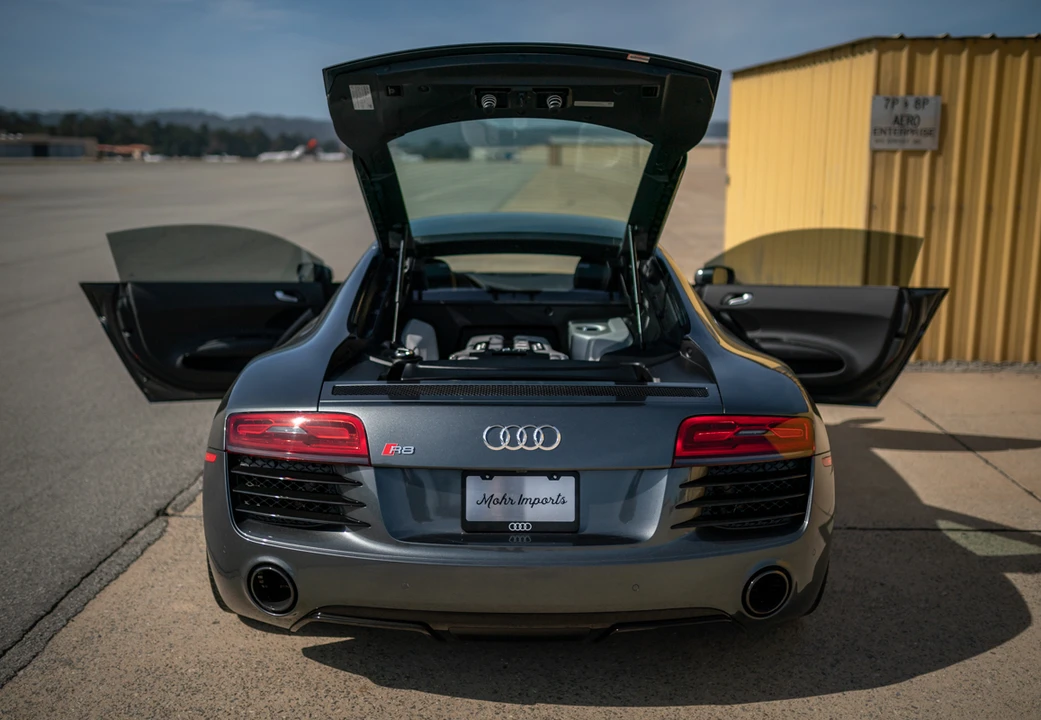 2015 Audi 42 R8 - Image 28 of 31