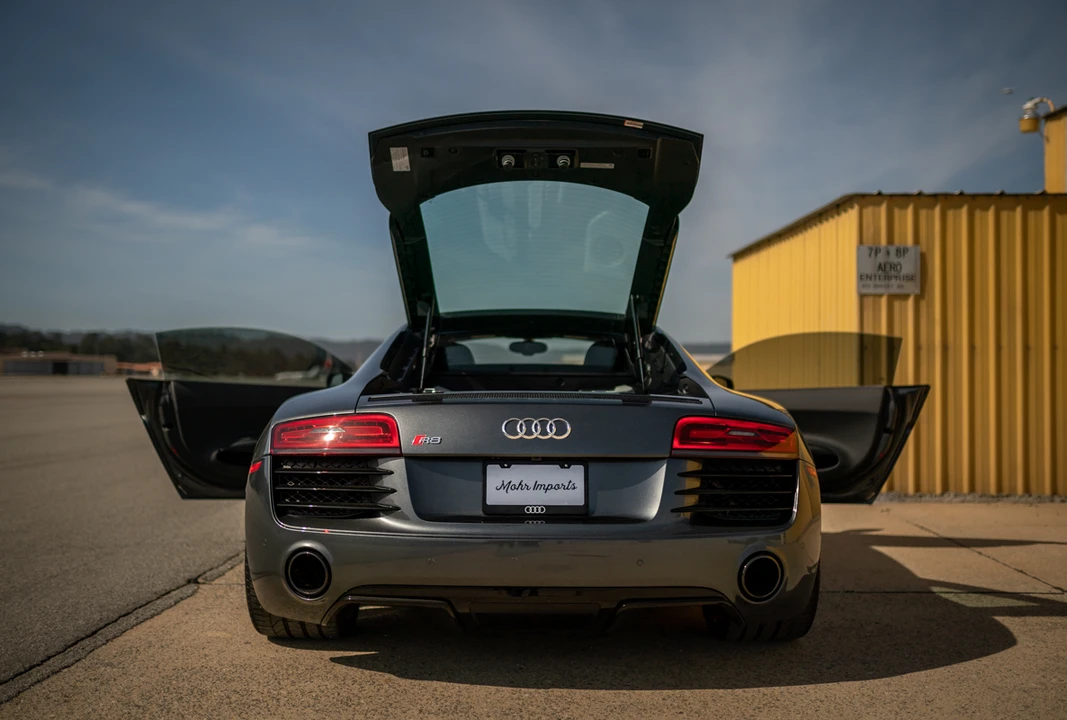 2015 Audi 42 R8 - Image 27 of 31