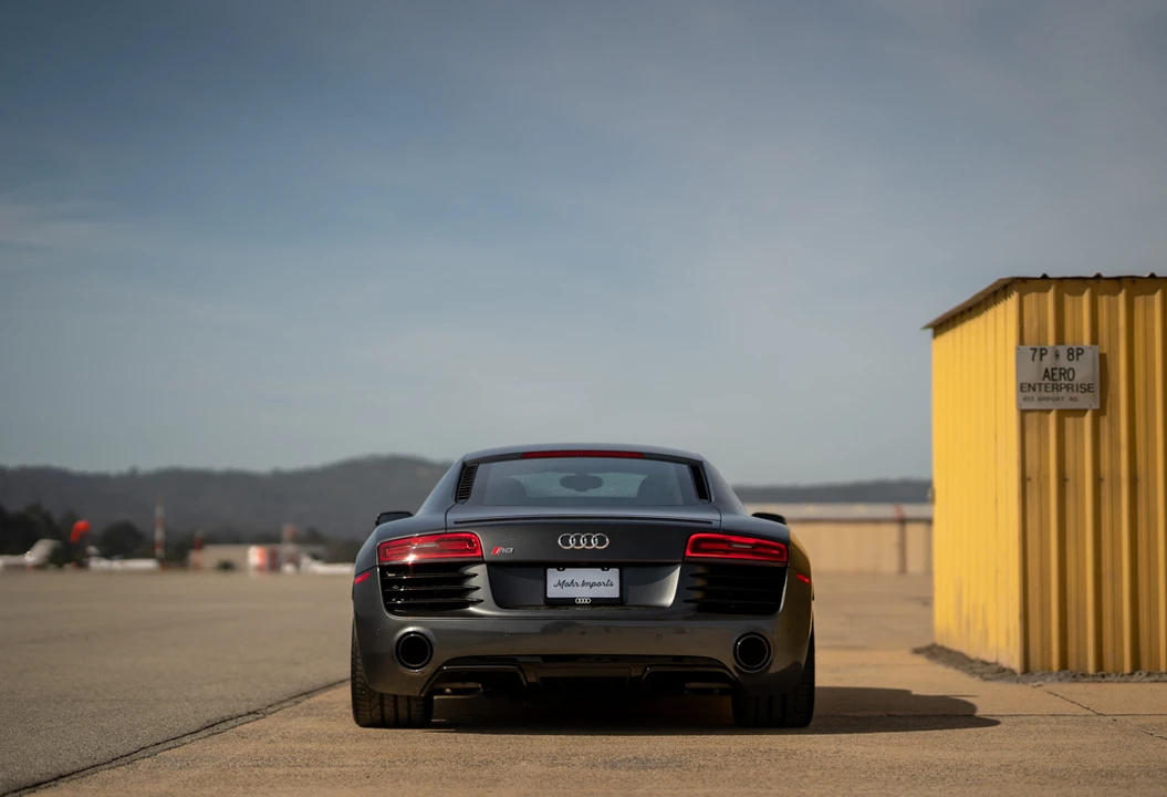 2015 Audi 42 R8 - Image 15 of 31