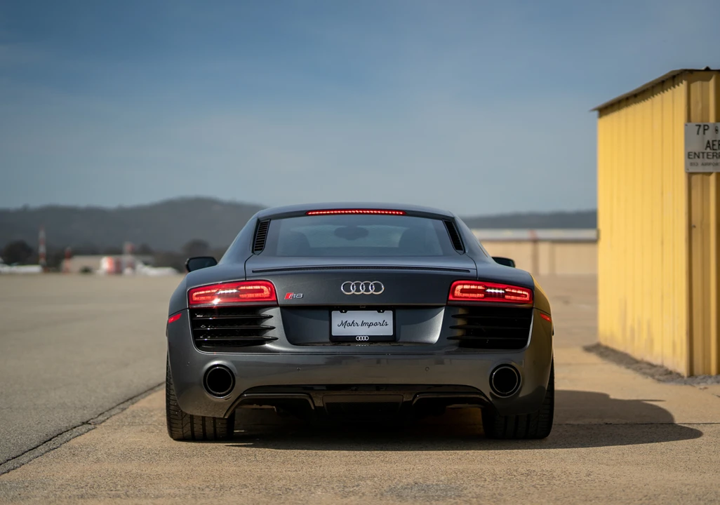 2015 Audi 42 R8 - Image 17 of 31