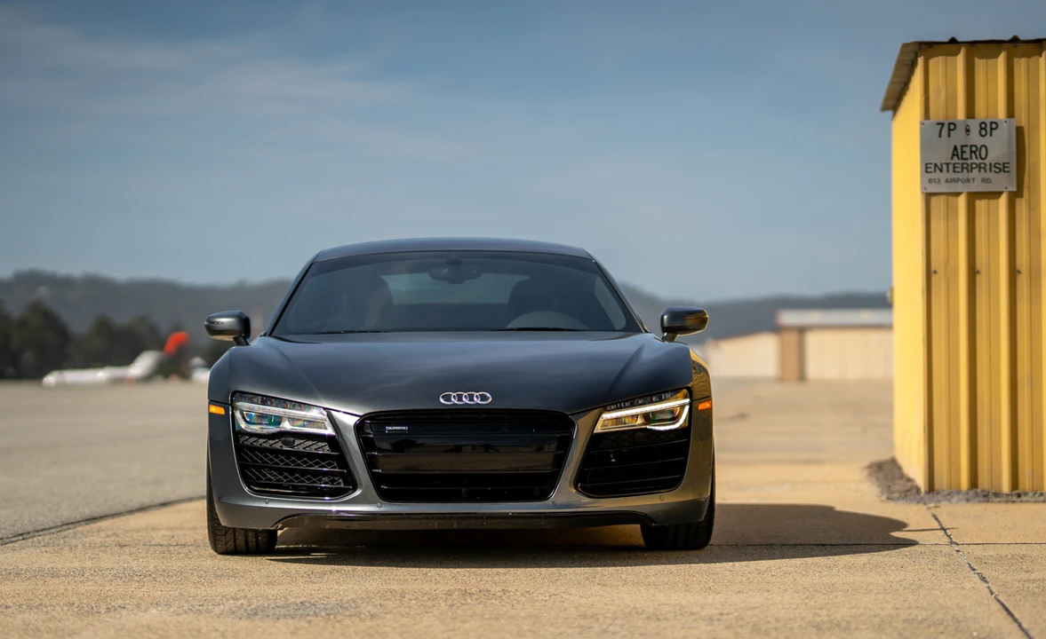 2015 Audi 42 R8 - Image 25 of 31