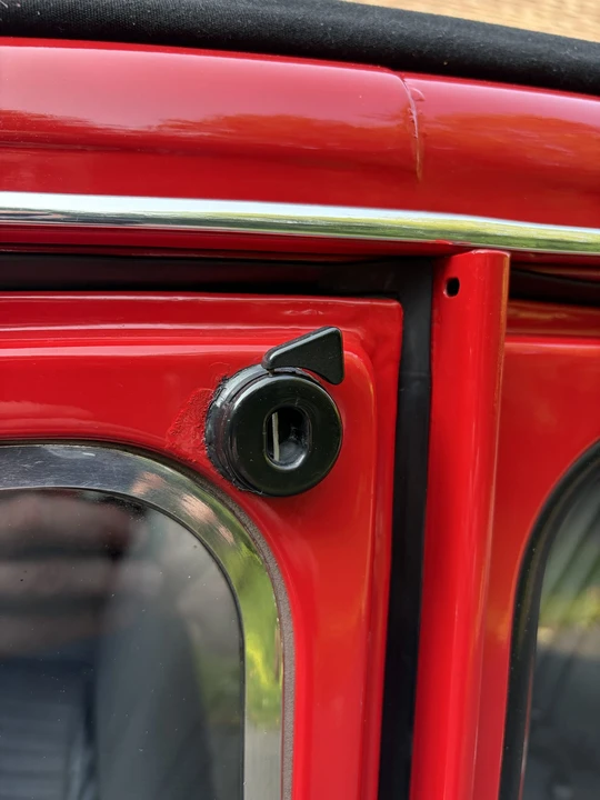 Citroen 2CV - Image 16 of 31