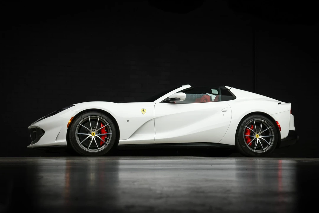 2022 Ferrari 812 GTS - Image 2 of 31