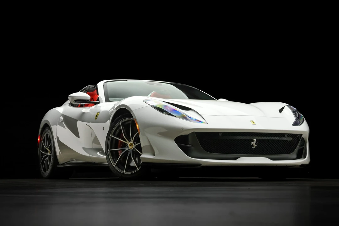 2022 Ferrari 812 GTS - Image 19 of 31