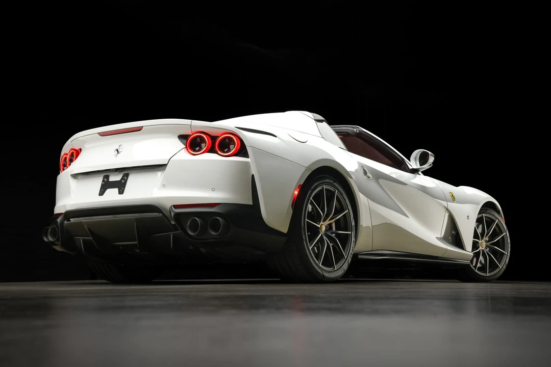 2022 Ferrari 812 GTS - Image 30 of 31
