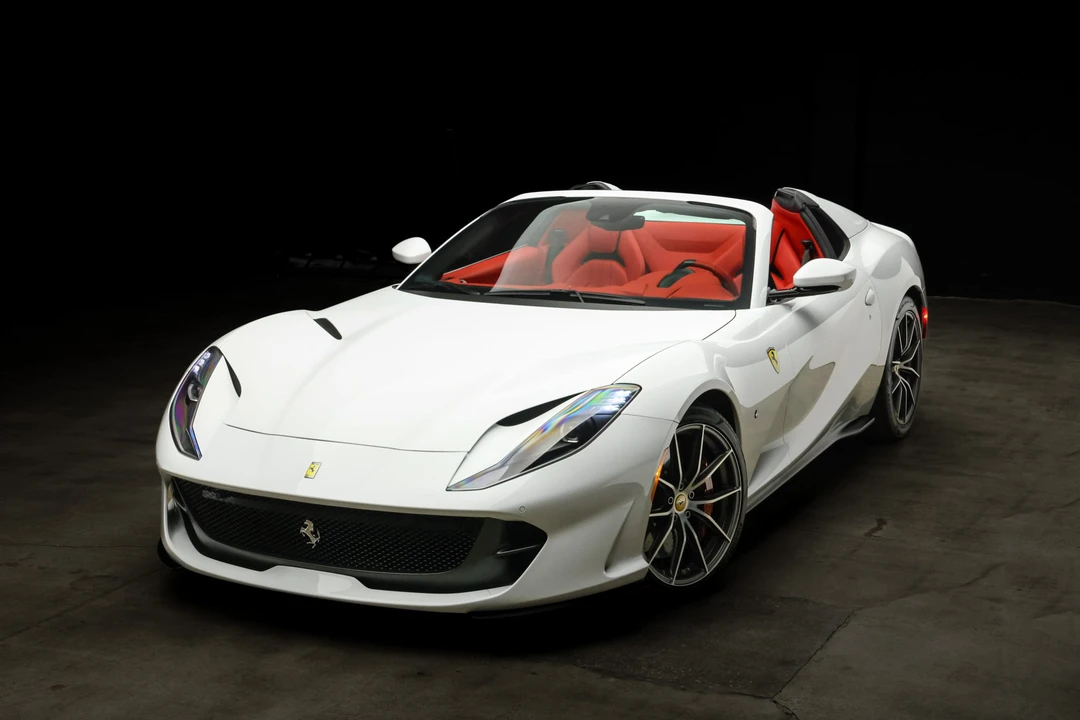 2022 Ferrari 812 GTS - Image 9 of 31