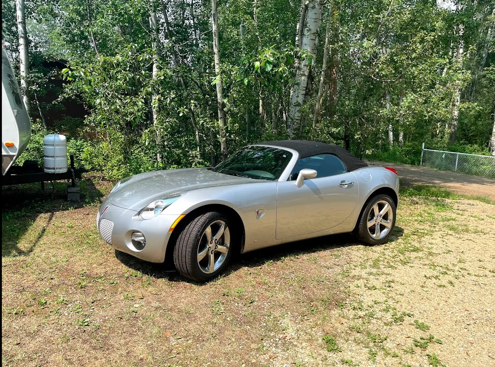 2006 Pontiac Solstice - Image 2 of 31