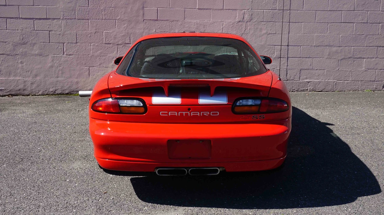 2002 Chevrolet Camaro SS 4th Gen - Image 19 of 31
