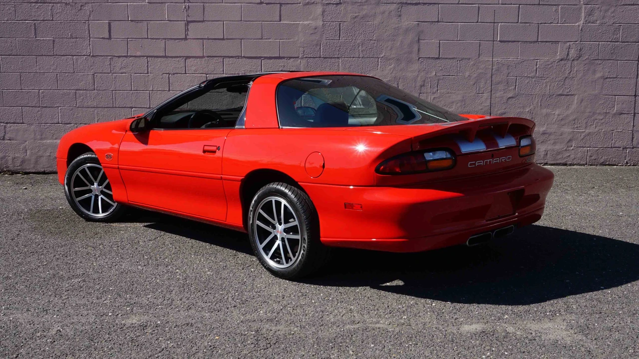 2002 Chevrolet Camaro SS 4th Gen - Image 24 of 31
