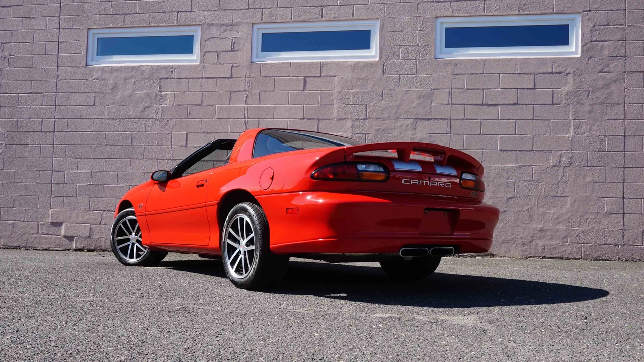 2002 Chevrolet Camaro SS 4th Gen - Image 26 of 31