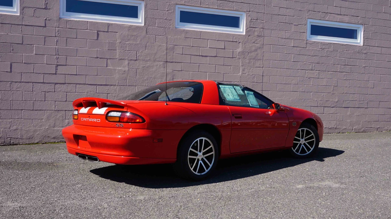 2002 Chevrolet Camaro SS 4th Gen - Image 28 of 31