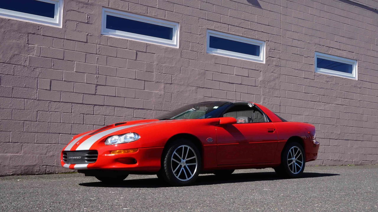 2002 Chevrolet Camaro SS 4th Gen - Image 4 of 31