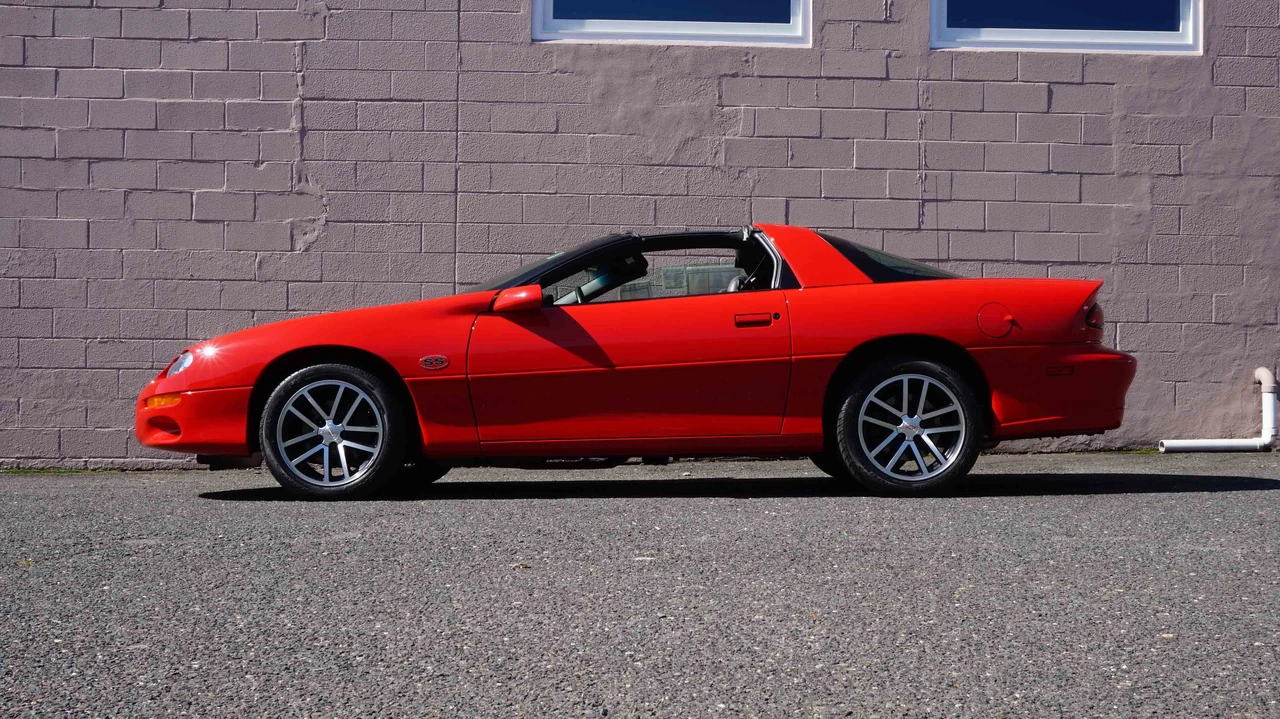 2002 Chevrolet Camaro SS 4th Gen - Image 6 of 31