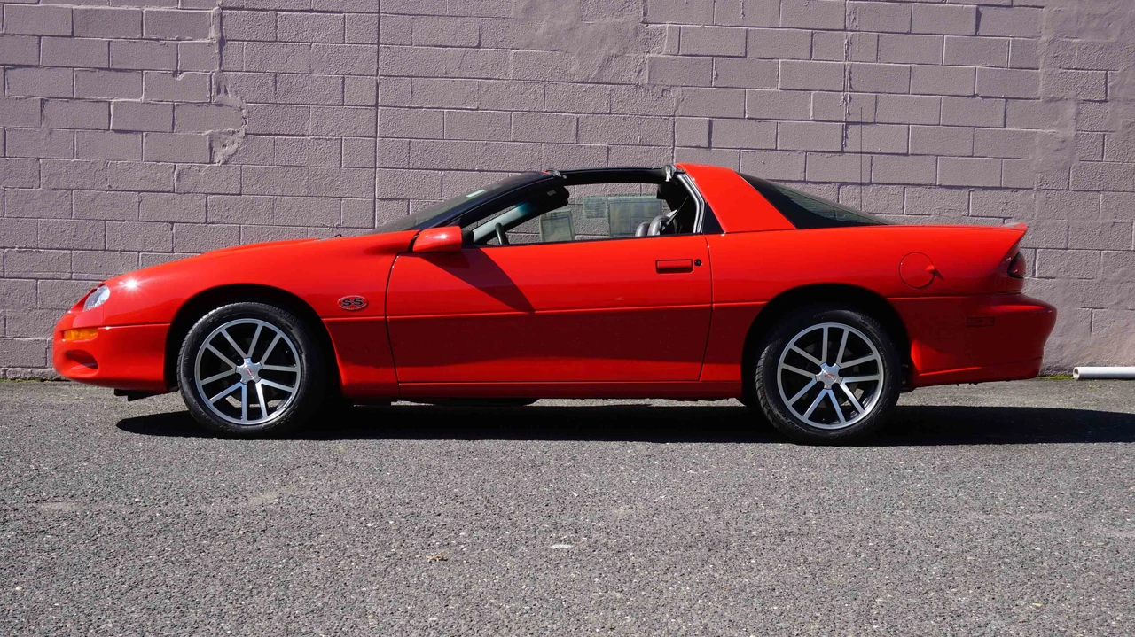 2002 Chevrolet Camaro SS 4th Gen - Image 7 of 31