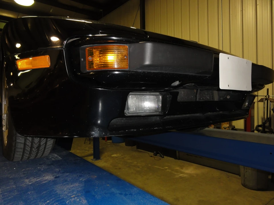 1987 Porsche 944 S - Image 17 of 31