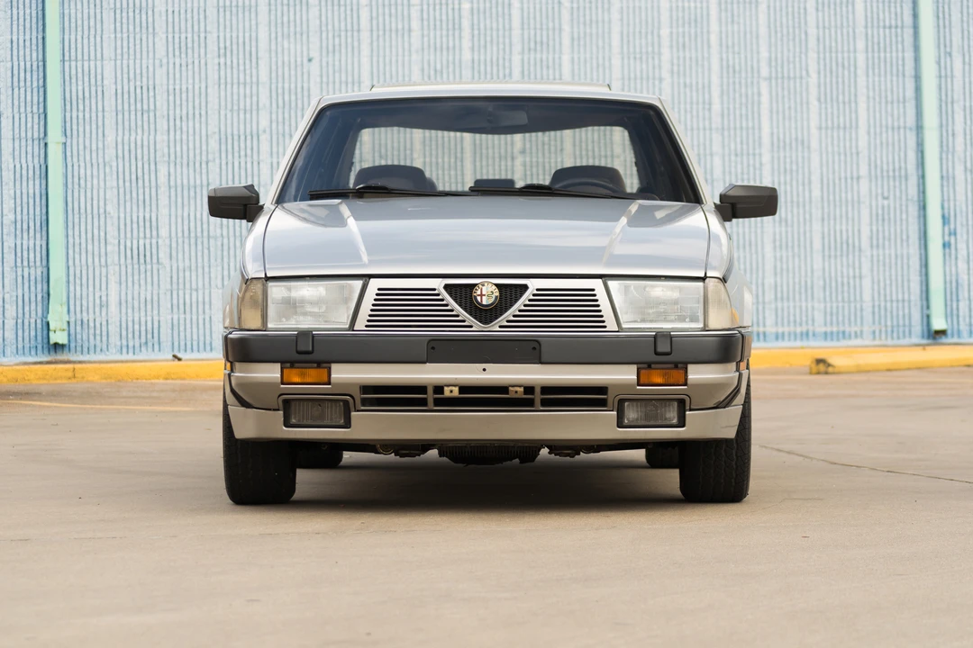 1988 Alfa Romeo 75/Milano - Image 8 of 31
