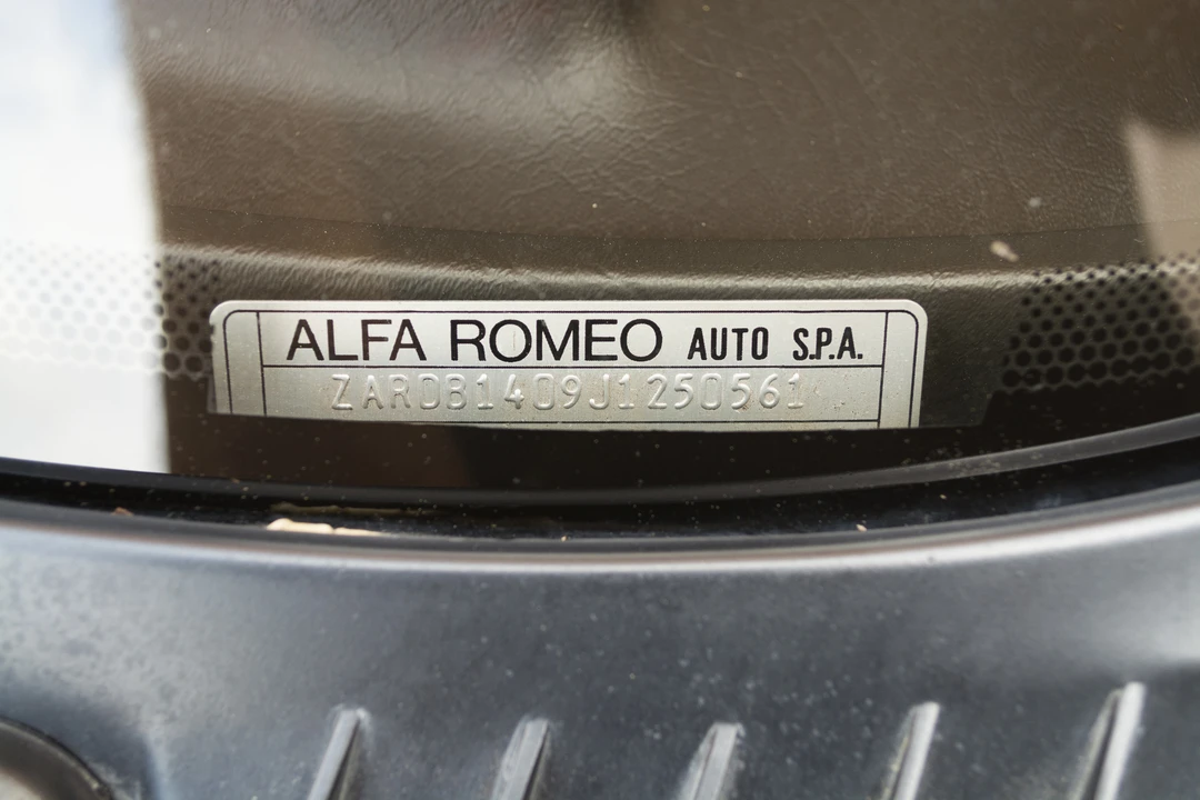 1988 Alfa Romeo 75/Milano - Image 9 of 31
