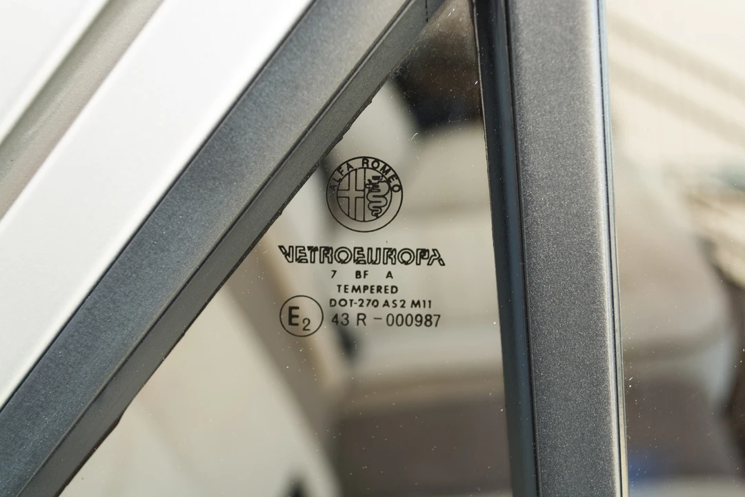 1988 Alfa Romeo 75/Milano - Image 15 of 31
