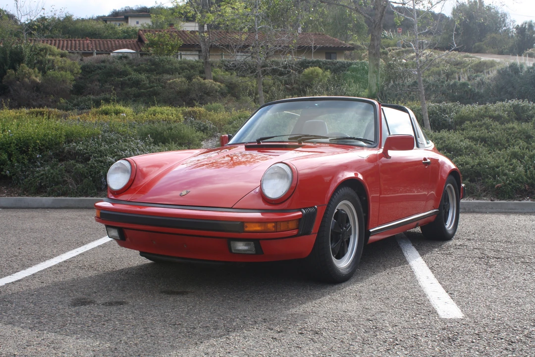 1988 Porsche 911 Carrera 3.2 - Image 3 of 31