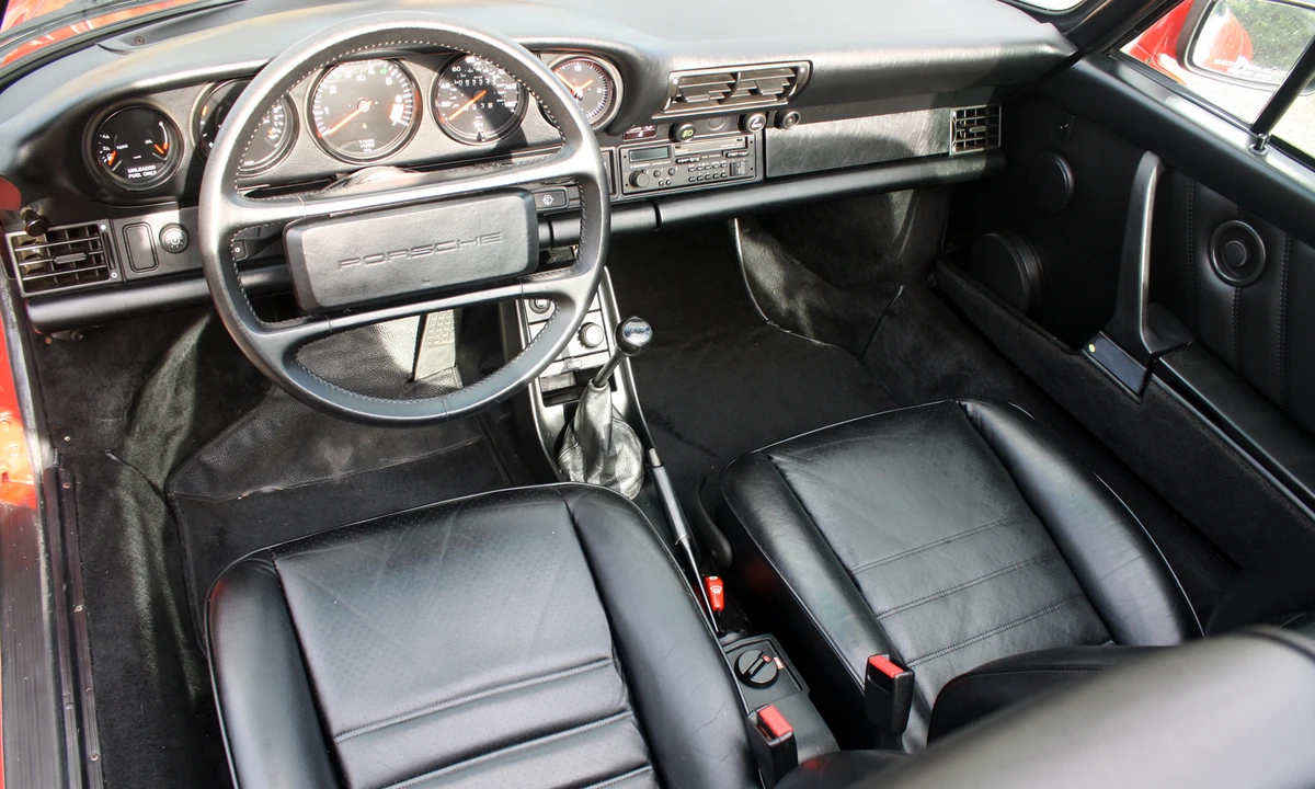 1988 Porsche 911 Carrera 3.2 - Image 10 of 31